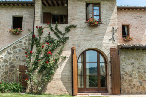 Casale For Sale Montepulciano Tuscany