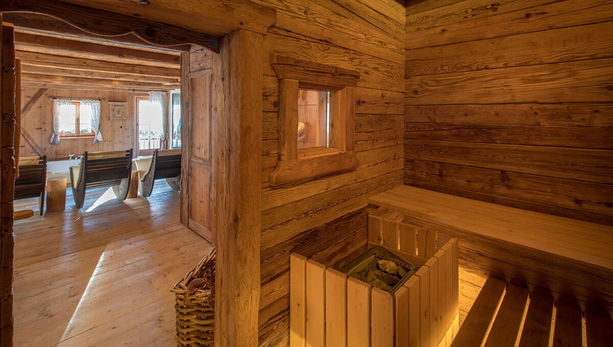 Chalet Dolomites Luxury Rent Brunico Italy