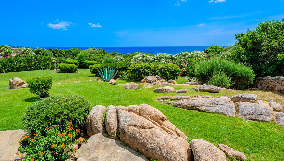 Villa Aldia For Rent Puntaldia, Sardinia