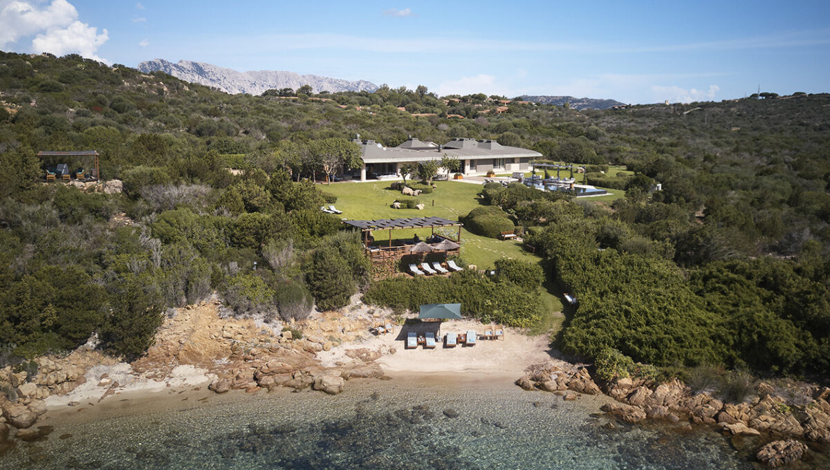 Waterfront Villa Marzia For Rent Capo Coda Cavallo, Sardinia