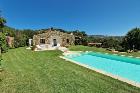 Villa Stazzu Mandorlo For Sale Sardinia (italy) (1)